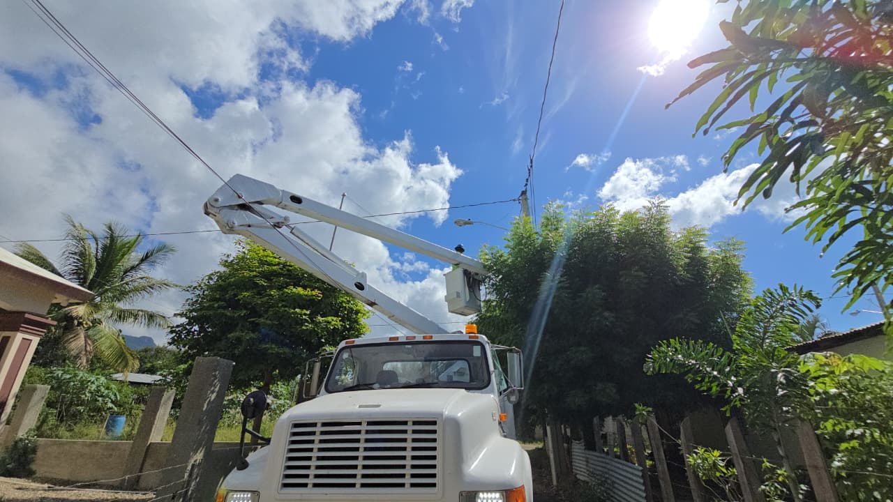 EDENORTE fortalece sistema eléctrico en Sánchez y Samaná imagen