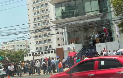 Sismo 5.0 sacude a la R. Dom; evacúan edificios en la capital
