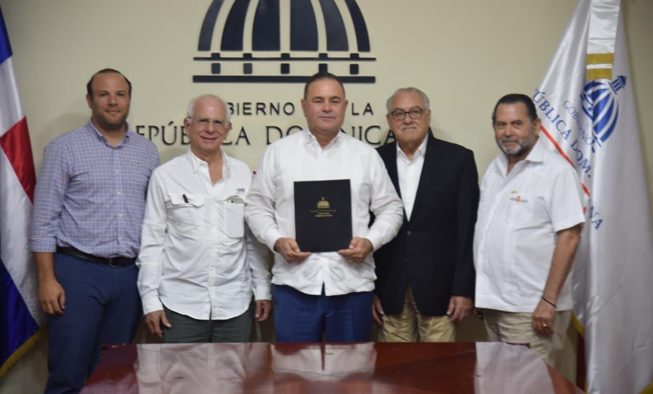 Gobierno extiende subsidio a fertilizantes por RD$1,090 MM imagen
