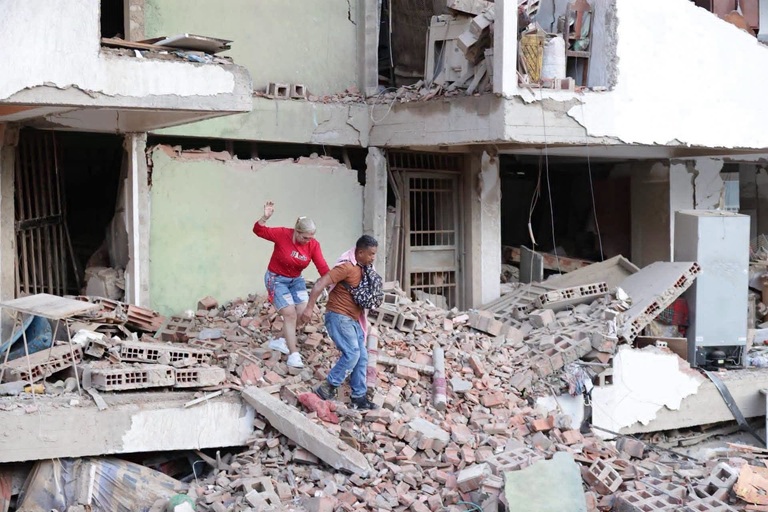Fuerte réplica de sismo sacude la zona central de Venezuela