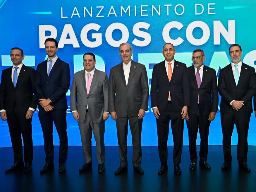 Anuncian el pago impuestos       
con tarjetas de crédito o débito
