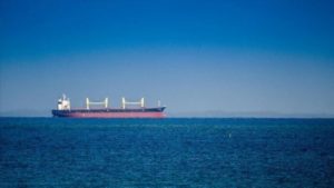 Primer buque iraní atraviesa la zona del bloqueo naval EE.UU. Primer buque iraní atraviesa la zona del bloqueo naval EE.UU.