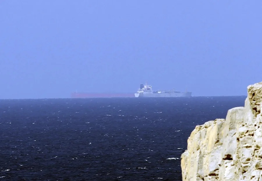 EEUU bombardea de nuevo Irán tras ataque a buque en Ormuz