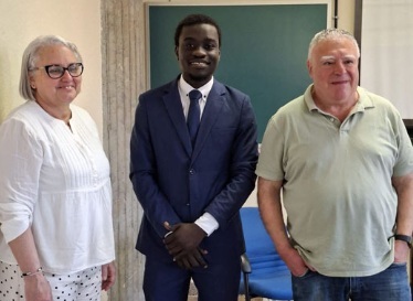 Medios resaltan logro de un estudiante haitiano en