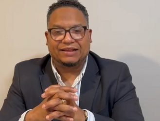Fuerza Pueblo denuncia crisis servicios consulares en Boston