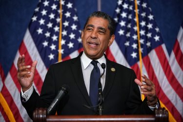 OPINION: Los dominicanos debemos defender a los nuestros