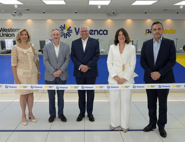 Vimenca y Western Union reinauguran oficina principal imagen