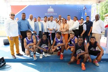 Gobierno inicia construcción techado multiuso en Matanzas Gobierno inicia construcción techado multiuso en Matanzas