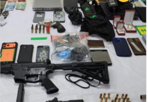 Prisión para dos acusados de encabezar red tráfico de armas