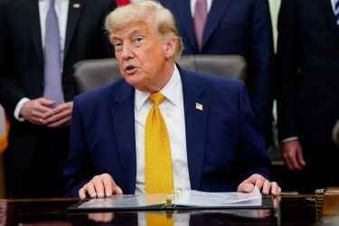 Trump ve relación EU-Colombia «será mejor» con De la Espriella