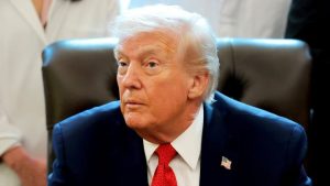 Trump asegura que «no pasa nada» si Irán suspende diálogo