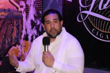 Serulle acusa Gobierno PRM del  «colapso» de servicios vitales