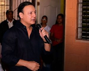 Abel Martínez insta evaluación  en escuelas, hospitales y plazas