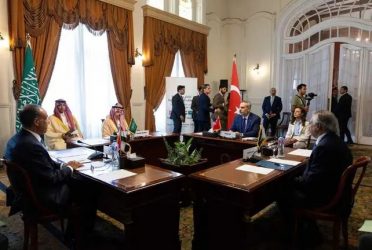 EEUU aboga por «transformar relaciones» con Irán en Suiza
