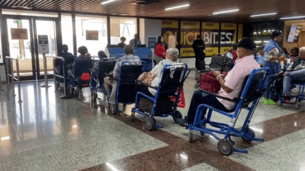 Opinión: El fraude de las sillas de ruedas en los aeropuertos
