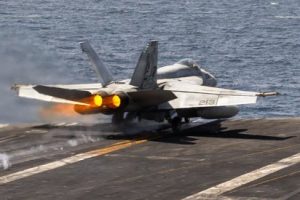 Un caza de EEUU inutiliza un petrolero se dirigía puerto Irán