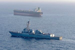 Irán advierte contra uso rutas marítimas fuera su jurisdicción