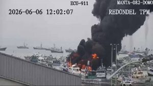 ECUADOR: Atentado incendia 35 embarcaciones pesqueras