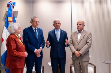 Poder Ejecutivo somete ley para afianzar lucha contra corrupción Poder Ejecutivo somete ley para afianzar lucha contra corrupción