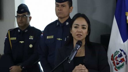 Evaluarán flexibilizar permisos migratorios para venezolanos
