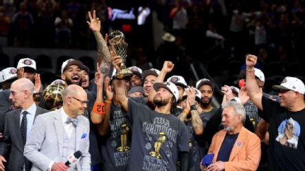 Knicks de NY y Karl Towns se coronan campeones de la NBA Knicks de NY y Karl Towns se coronan campeones de la NBA