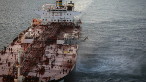 Rusia realiza disparos de advertencia a yate británico