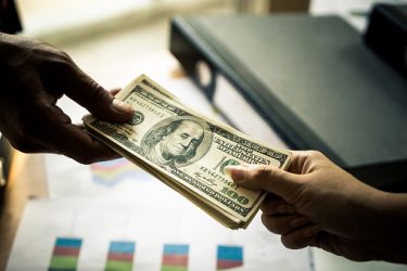 OPINION: Gobierno administra excusas, la diáspora soluciones