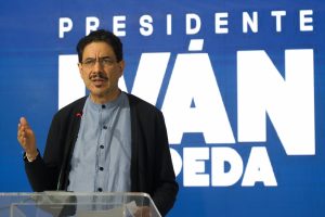 COLOMBIA: Cepeda reconoce la victoria Abelardo de la Espriella