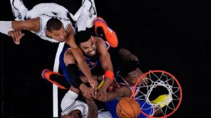 Knicks llegan a NY con ventaja 2-0 en las Finales de la NBA