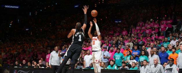 Knicks aguan fiesta de Spurs y toman ventaja finales en NBA