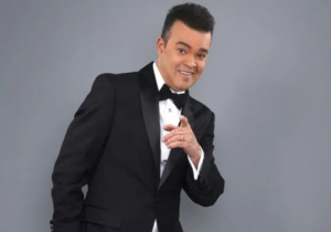 Fallece de cáncer en el cerebro cantante dominicano Alex Bueno
