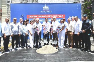 Gobierno anuncia para Moca  obras deportivas por $415 MM