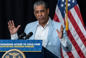 Adriano Espaillat: El dominicano que se agigantó en el Congreso de EU Adriano Espaillat: El dominicano que se agigantó en el Congreso de EU