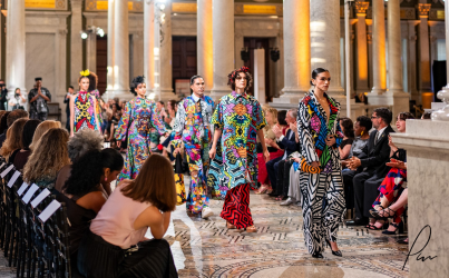 EU: Realizan desfile moda a cargo dominicana Raysa González EU: Realizan desfile moda a cargo dominicana Raysa González