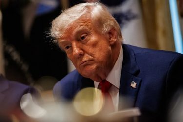 Trump dice Irán está «acabado» y no recibirá «ni diez centavos» Trump dice Irán está «acabado» y no recibirá «ni diez centavos»