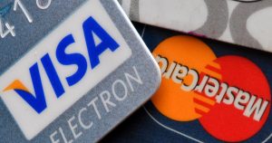 Visa y Mastercard dejan de operar en Cuba por sanciones
