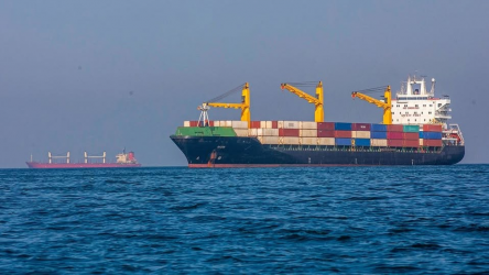 EU confirma barcos empiezan a transitar por estrecho de Ormuz EU confirma barcos empiezan a transitar por estrecho de Ormuz