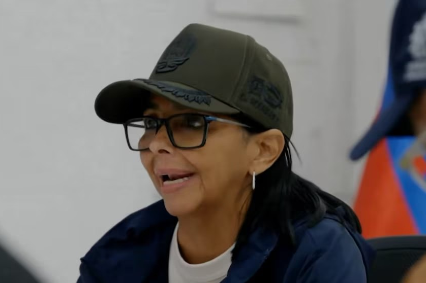 Venezuela: Presidenta promete nuevas casas a damnificados imagen