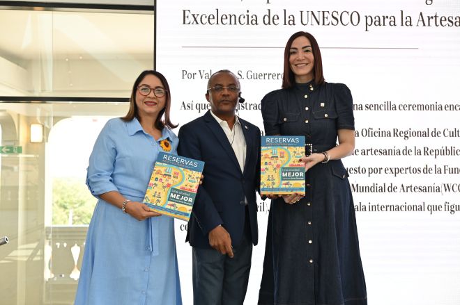 Centro Banreservas en Santiago inaugura Feria Popular de Artes imagen