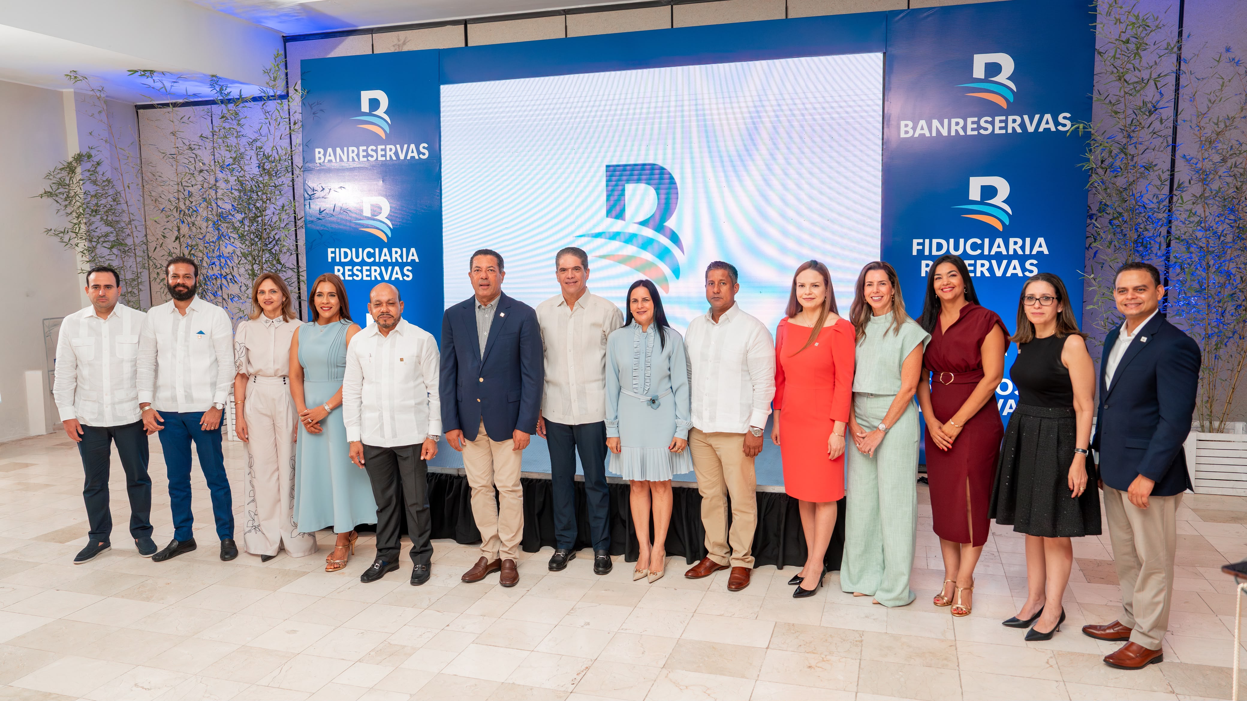 Banreservas reafirma apoyo inmobiliario a la costa norte imagen