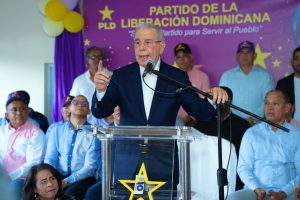 DM acusa Gobierno de duplicar la deuda y el pago de intereses DM acusa Gobierno de duplicar la deuda y el pago de intereses