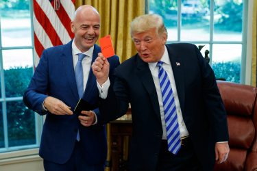 Trump confirma que pidió a la FIFA «revisar» la roja a Balogun Trump confirma que pidió a la FIFA «revisar» la roja a Balogun