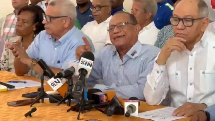 Sindicatos piden a Abinader retire reforma a Código Trabajo