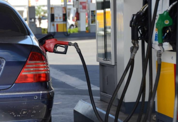 De $1,000 que paga en gasolina, $410 son para impuestos De $1,000 que paga en gasolina, $410 son para impuestos