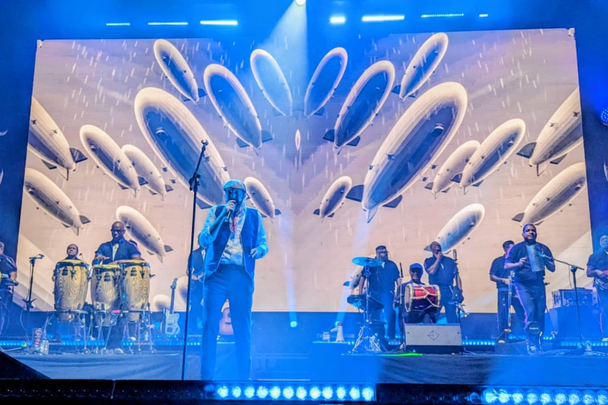Juan Luis Guerra conquista Tarragona con noche nostalgia imagen