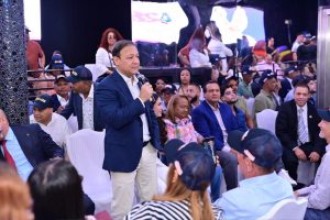 NY: Abel Martínez juramenta equipo político de cara al 2028