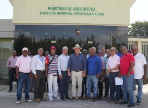 Agricultura busca reactivar el proyecto Prodejav Pedernales