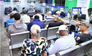 Más de 1,600 pacientes esperan medicamentos de alto costo RD