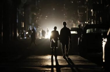 Cuba: Segunda caída total del sistema eléctrico esta semana Cuba: Segunda caída total del sistema eléctrico esta semana
