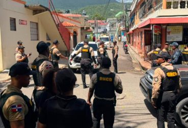 DNCD arresta 12 personas y decomisa 4 mil gramos drogas DNCD arresta 12 personas y decomisa 4 mil gramos drogas